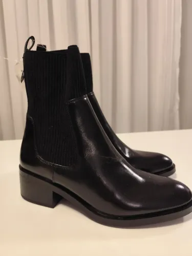 Bota Zara Preta couro tamanho 39