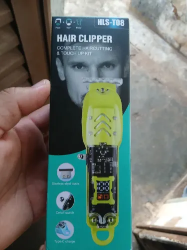 Vendo máquina de cortar cabelo nova