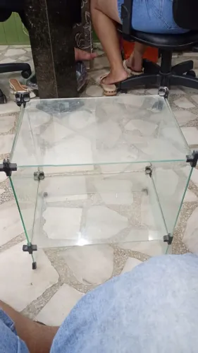 Estante de vídro com 6 modulos