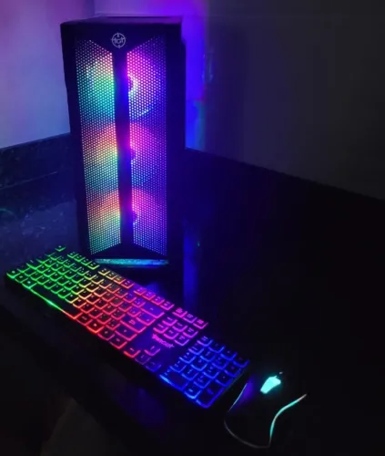 Computador PC Gamer I7 3770 / 16GB Memoria / SSD M.2 240GB / Placa de vídeo R7 370 4GB