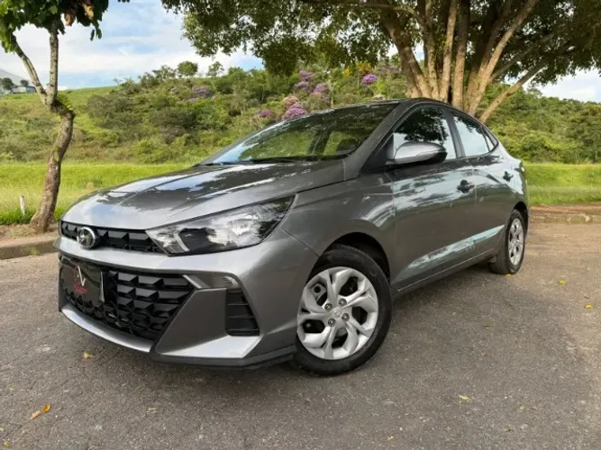 Hyundai HB20S Comfort Plus 1.0 Flex 12V Mec. 2025