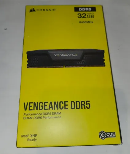 Memória ram Corsair 32GB LACRADA