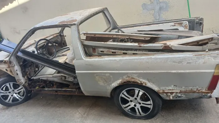 Volkswagen Saveiro CL 1.6 MI / CL/ C 1.6 (álcool) 1999