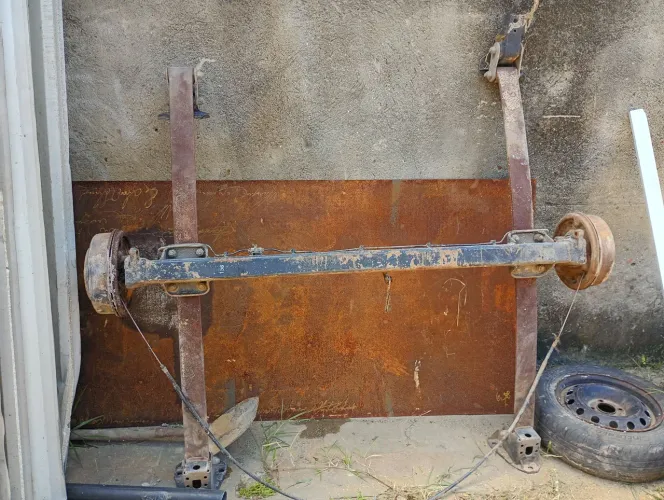 Eixo pra carrocinha/reboque