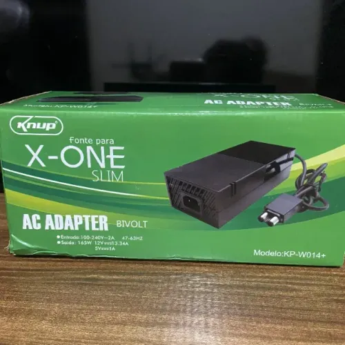 Fonte Para Xbox One Bivolt + Cabo Força 110-220w. Possui LED Indicador.