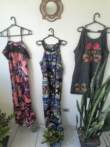 Se vc tem Brechó ou quer aproveitar a Promoção VENDO LOTE DE ROUPAS