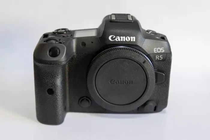 Câmera Canon Eos R5 Novíssima - Somente Corpo