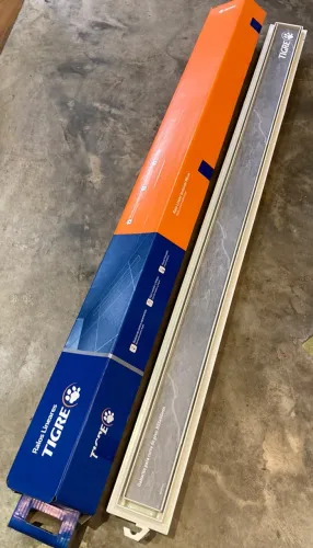 RALO LINEAR INVISÍVEL BRANCO PLÁSTICO ABS 90cm - TIGRE (Novo)
