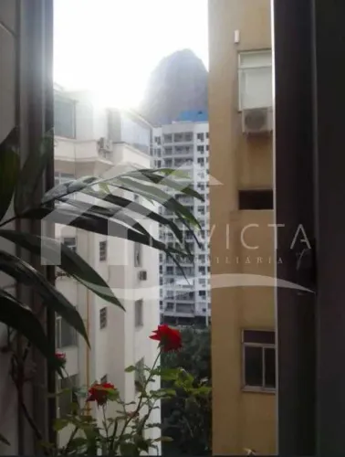 EXCELENTE QUARTO E SALA SILENCIOSO NO CORAÇÃO DO HUMÁITA