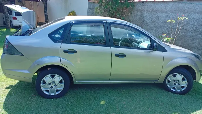 Ford Fiesta Sed. 1.6 8V Flex 4P 2011
