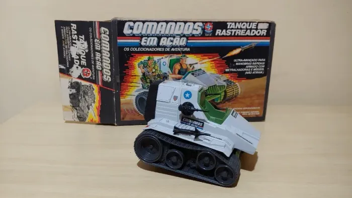 Tanque Rastreador Comandos Em Ação Estrela