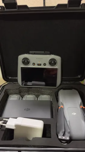 Drone Dji air 3 combo fly more 