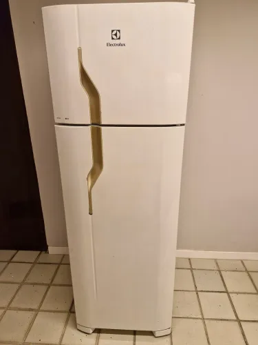 Geladeira Electrolux Branca