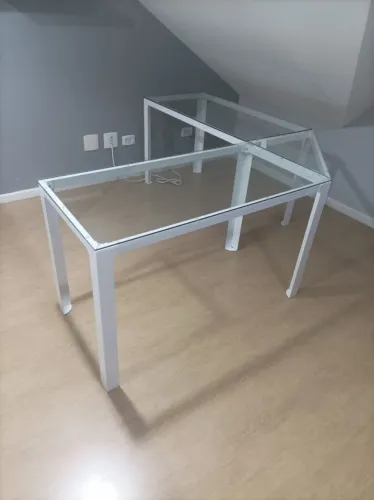 Mesa de escritório ToK Stok em L