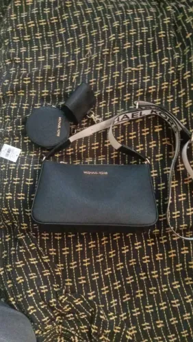 Vendo bolsa importada nova