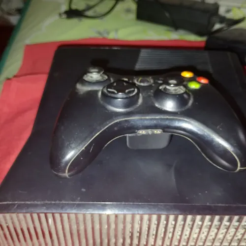 vendo Xbox 360rgh slim PARA VENDER logo
