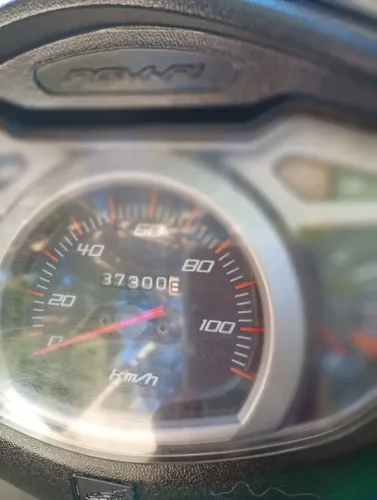 Vendo moto super econômico excelente opção pra quem procura praticidade baixo consumo de