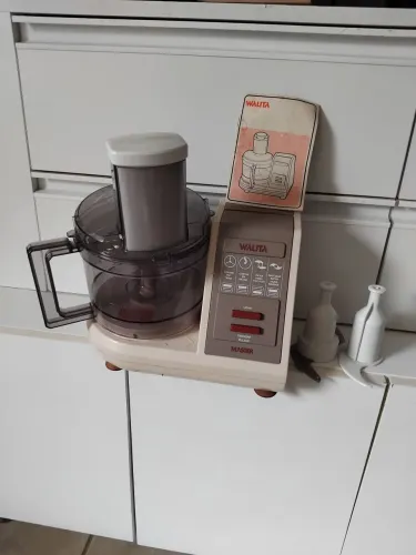 Processador de alimento marca Walita Master 220V