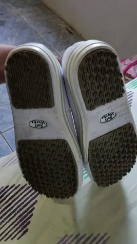Desapego de sapatos seminovos