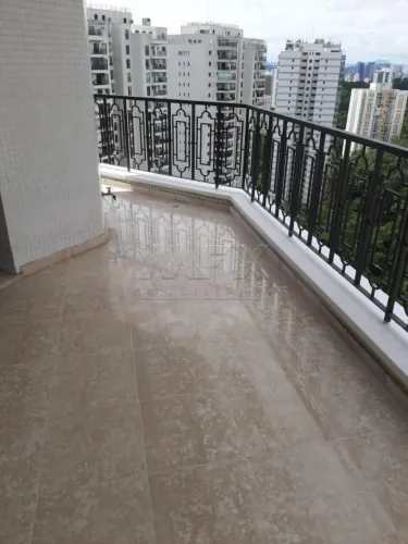Apartamento Duplex em São Paulo