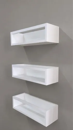 ? Conjunto com 3 nichos suspensos em MDF branco.  
