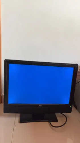 Monitor AOC 22