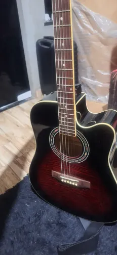 Vende-se Violão Giannini Performance