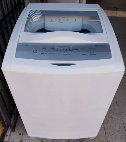 Máquina de lavar Brastemp 10kg, impecável, mecânica nova. 3 meses de garantia 