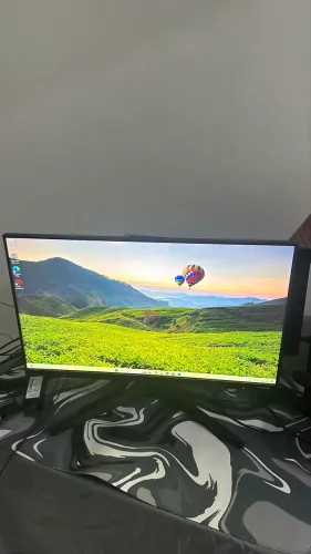 Tela SAMSUNG 24 polegadas 75hz