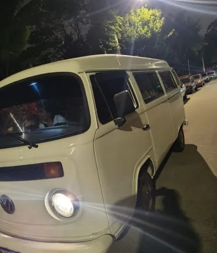 Volkswagen Kombi Standard/ Luxo/ Serie Prata 2005