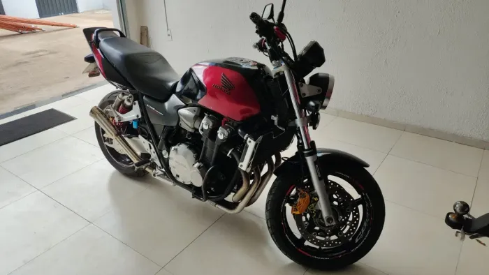 HONDA CB 1300 SUZUKI DUCATI MV AGUSTA SRAD BMW