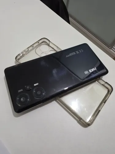 Lindo Poco F5 aco.panha capinha transparente