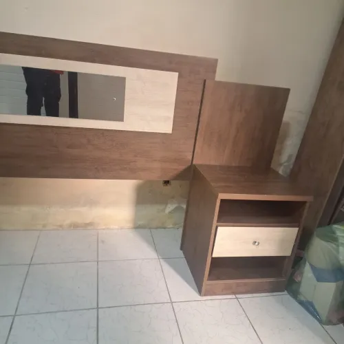 Cabeceira de cama projetada