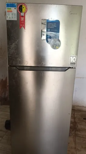 Geladeira Midea