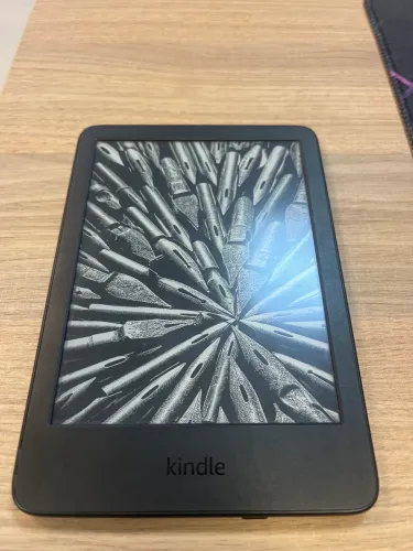 Kindle 16GB - Geração mais recente - Excelente estado
