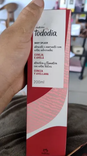 Body splash natura cereja e avelã