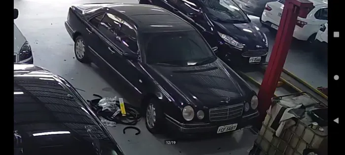 Mercedes-Benz E-320 3.2 Elegance 1999
