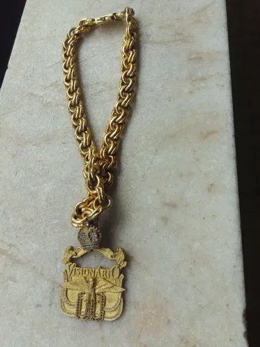 Cordão e pulseira 
