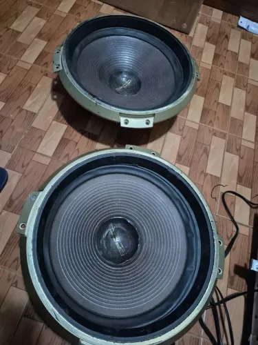02 Falantes de 12" e 02 Falantes de 15" Sansui vintage