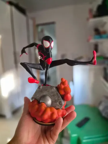 Spiderman Mile Morales 3d
