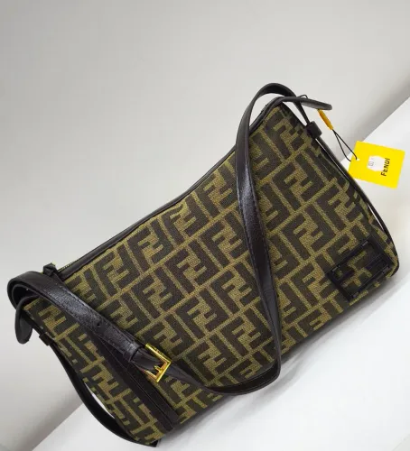 Bolsa Fendi París (ITALIANA)