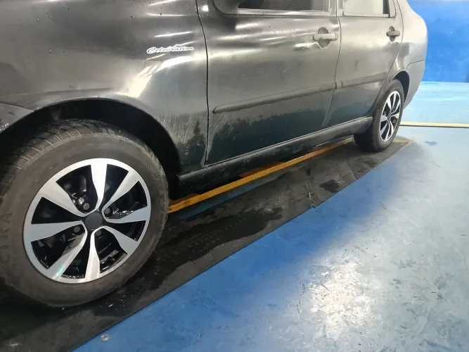 Rodas 14 vendo e faço troca em 14 de ferro da Fiat. Tanque cg Titan 150 modelo 2015