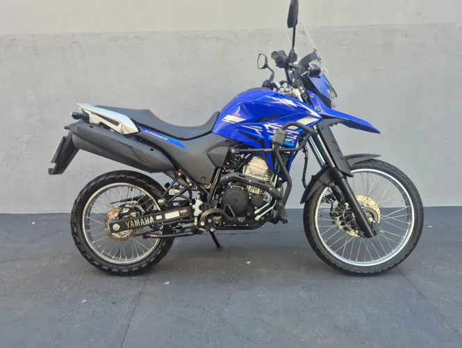 Lander 250 2022 8000km