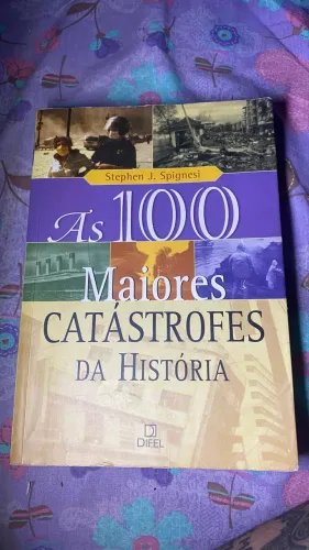 As 100 Maiores Catástrofes da História Stephen J. Spignesi. - livro