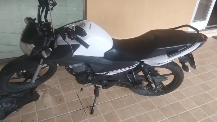 Vendo moto yamaha factor 150