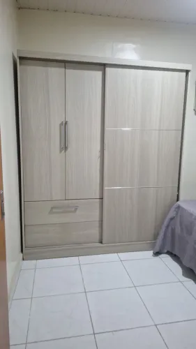 Guarda roupa, solteiro 2 lugares.