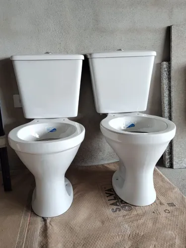 Vaso caixa acoplada novo Icasa ,250,00 cada