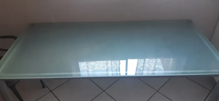 Mesa de Vidro - para 06 Lugares