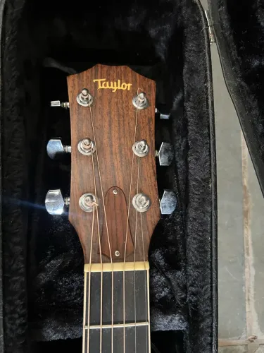 Violão taylor 410 CE