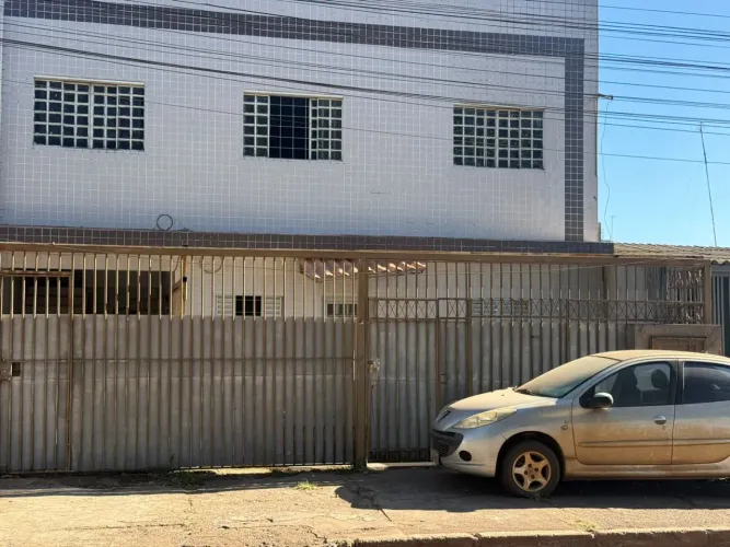 Casa Comercial para Venda em Brasília, Ceilândia Sul (Ceilândia), 7 dormitórios, 2 suítes,